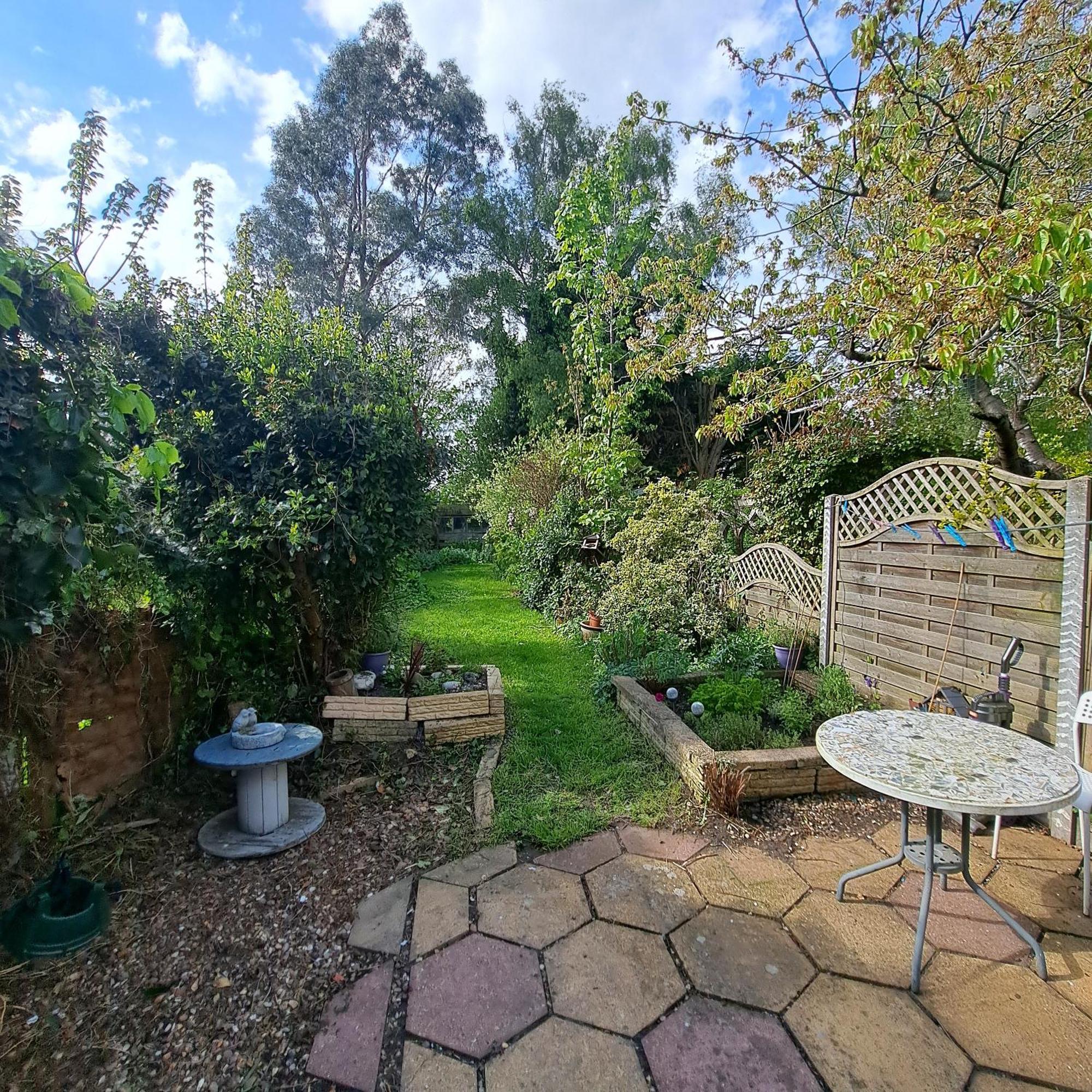 Generous 3 Bed In The Heart Of The Village Huntingdon Bagian luar foto